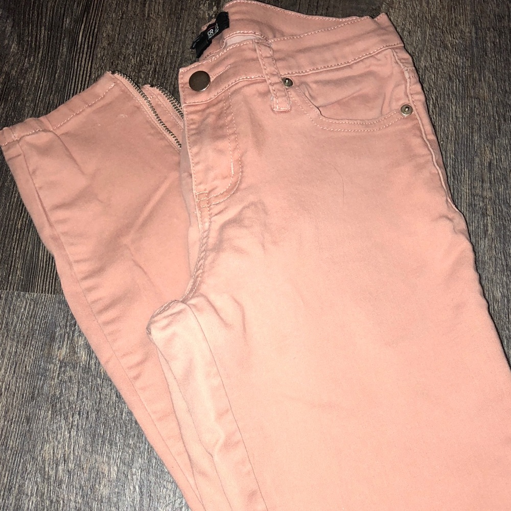 Pink Ankle Pants w Zippers